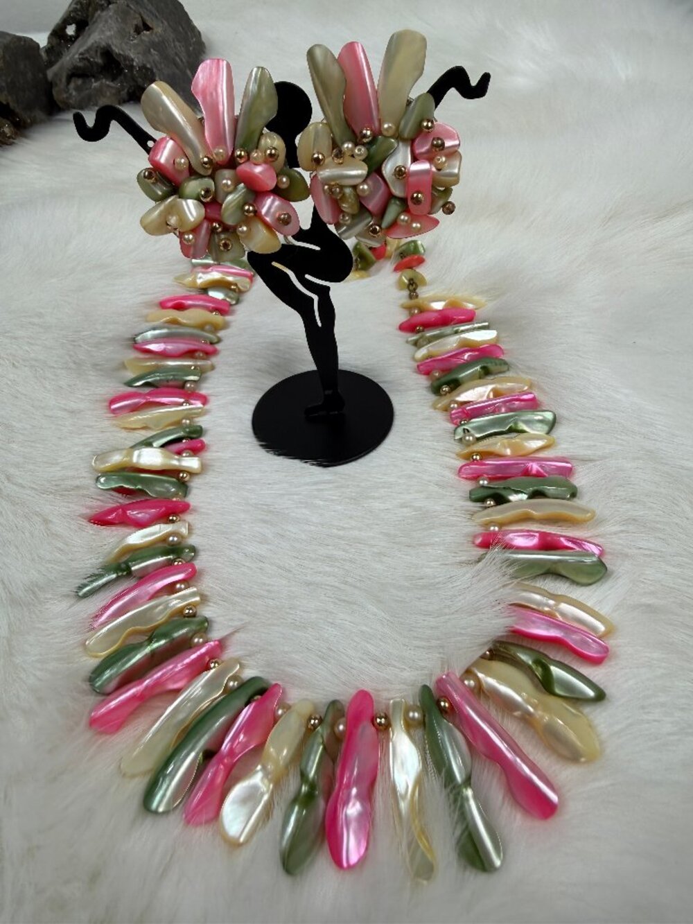 Vintage Demi Parure Pastel Mother of Pearl Beaded Necklace & Earring Set